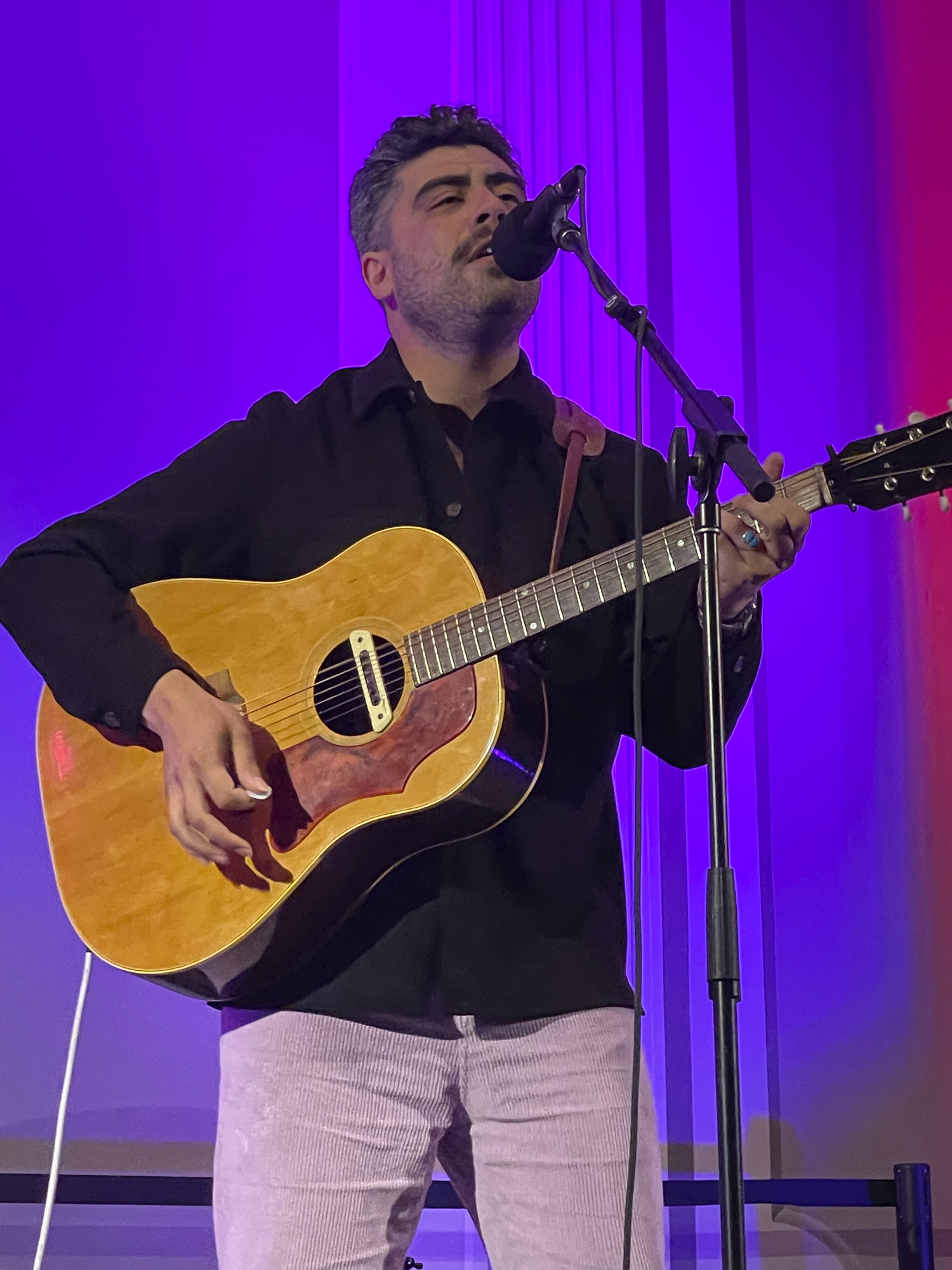 R.O. Shapiro opens for Amythyst Kiah at the Old Whalers’ Church on Friday night.