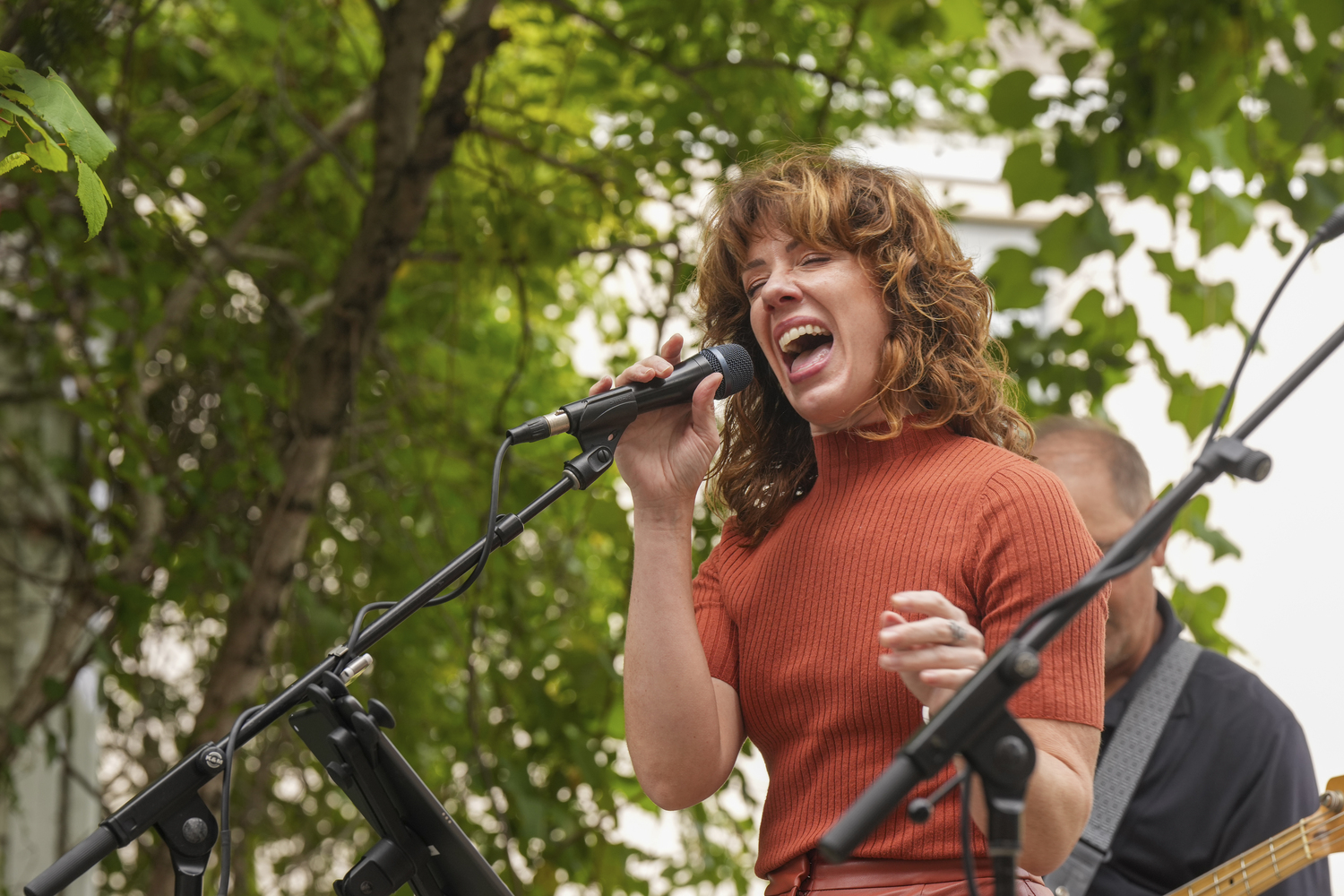 Julia King performs on the Sag Harbor Express Alley Stage on Sunday.
