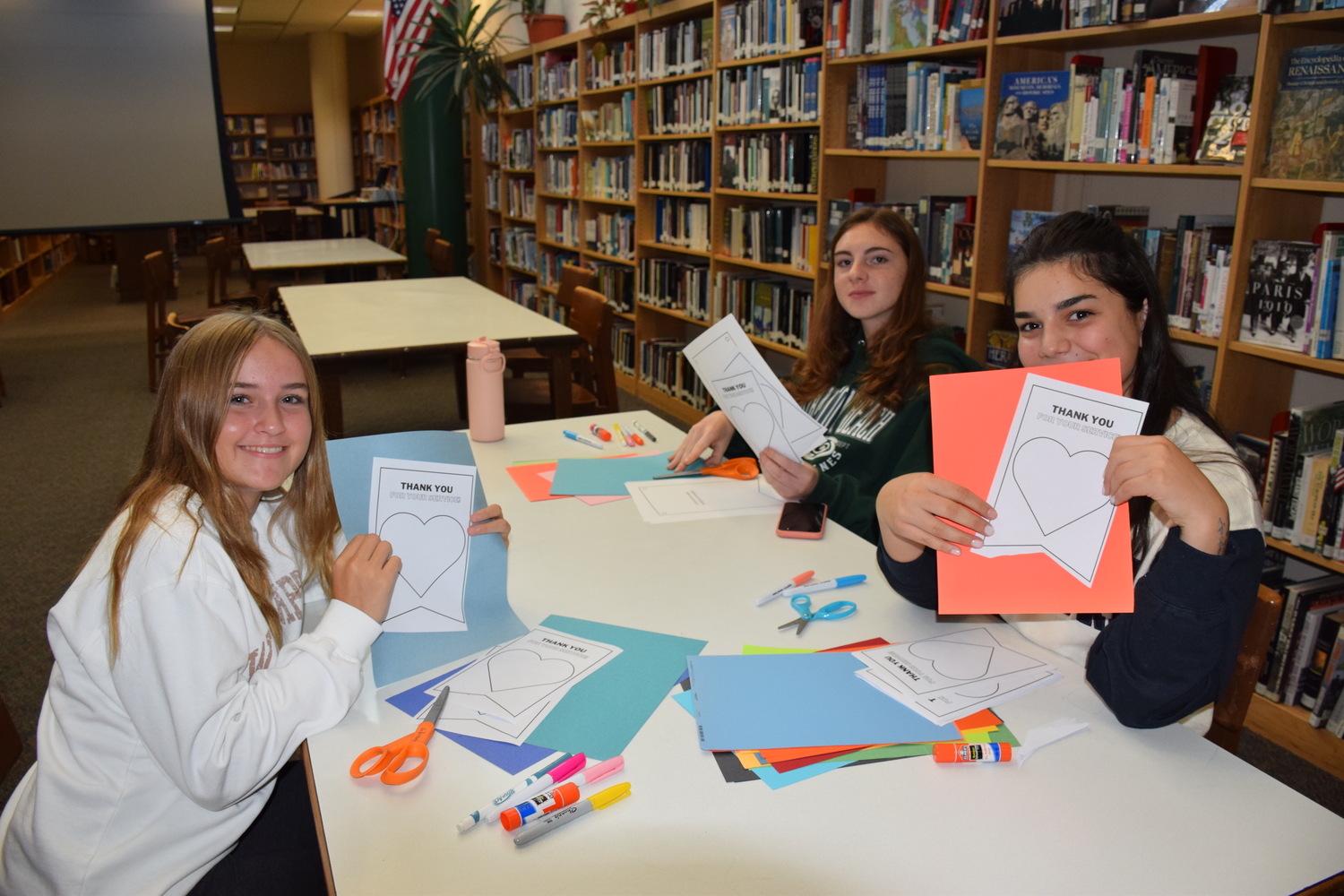 Westhampton Beach High School students created thank-you cards for veterans as part of a community service collaboration between the Westhampton Free Library and Westhampton Beach High School Library. COURTESY WESTHAMPTON BEACH SCHOOL DISTRICT