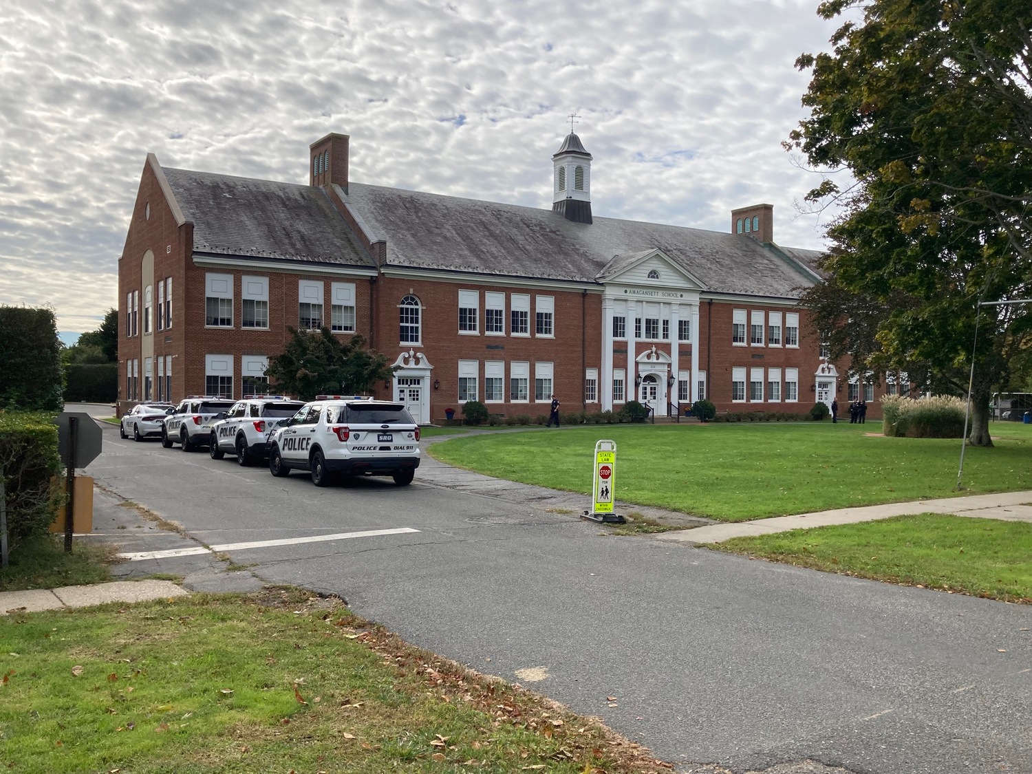 The Amagansett School was evacuated on Wednesday morning after an anonymous bomb threat was made, which police determined was a non-credible threat.