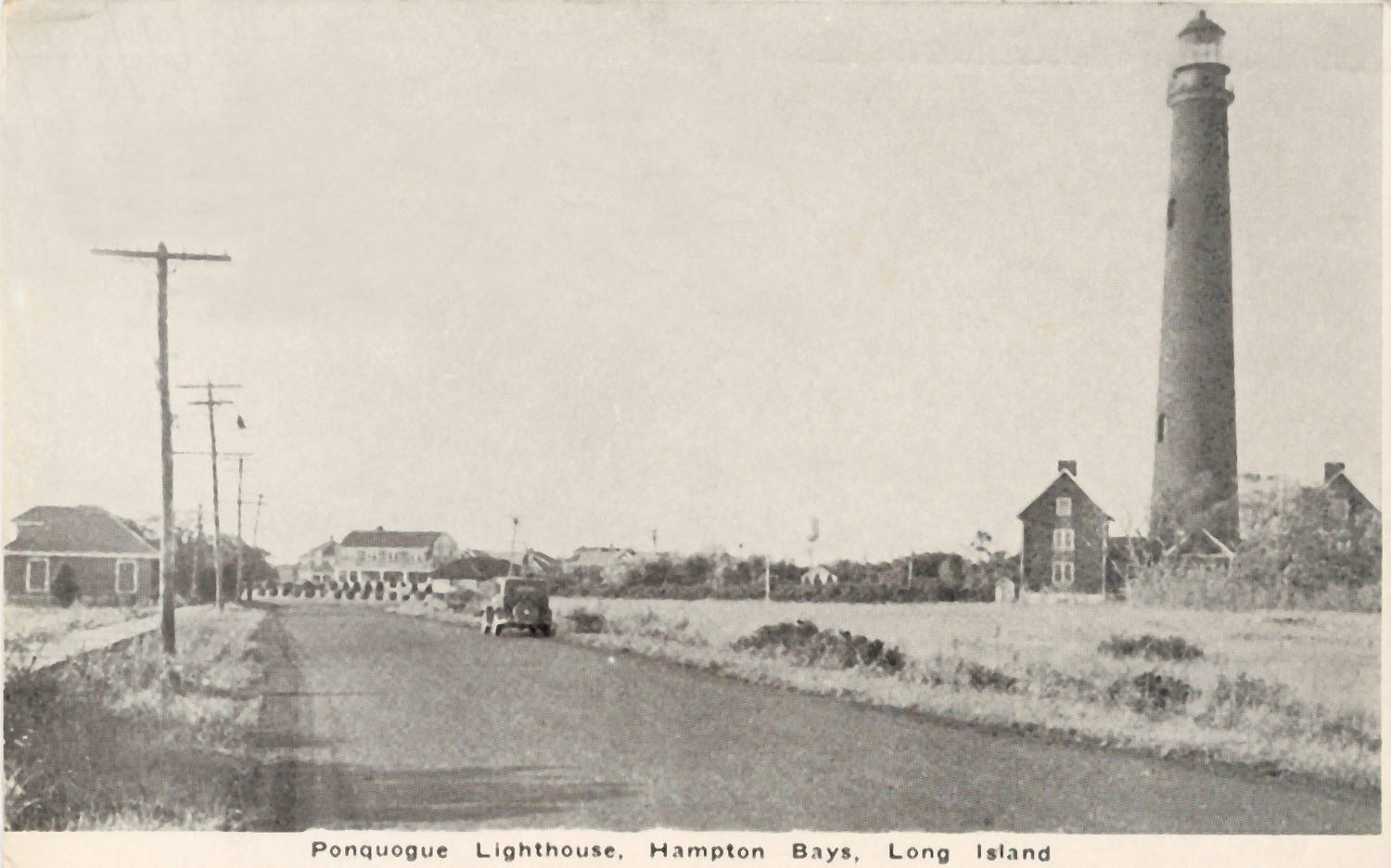 A postcard postmarked August 31, 1939 show the Shinnecock Lighthouse.