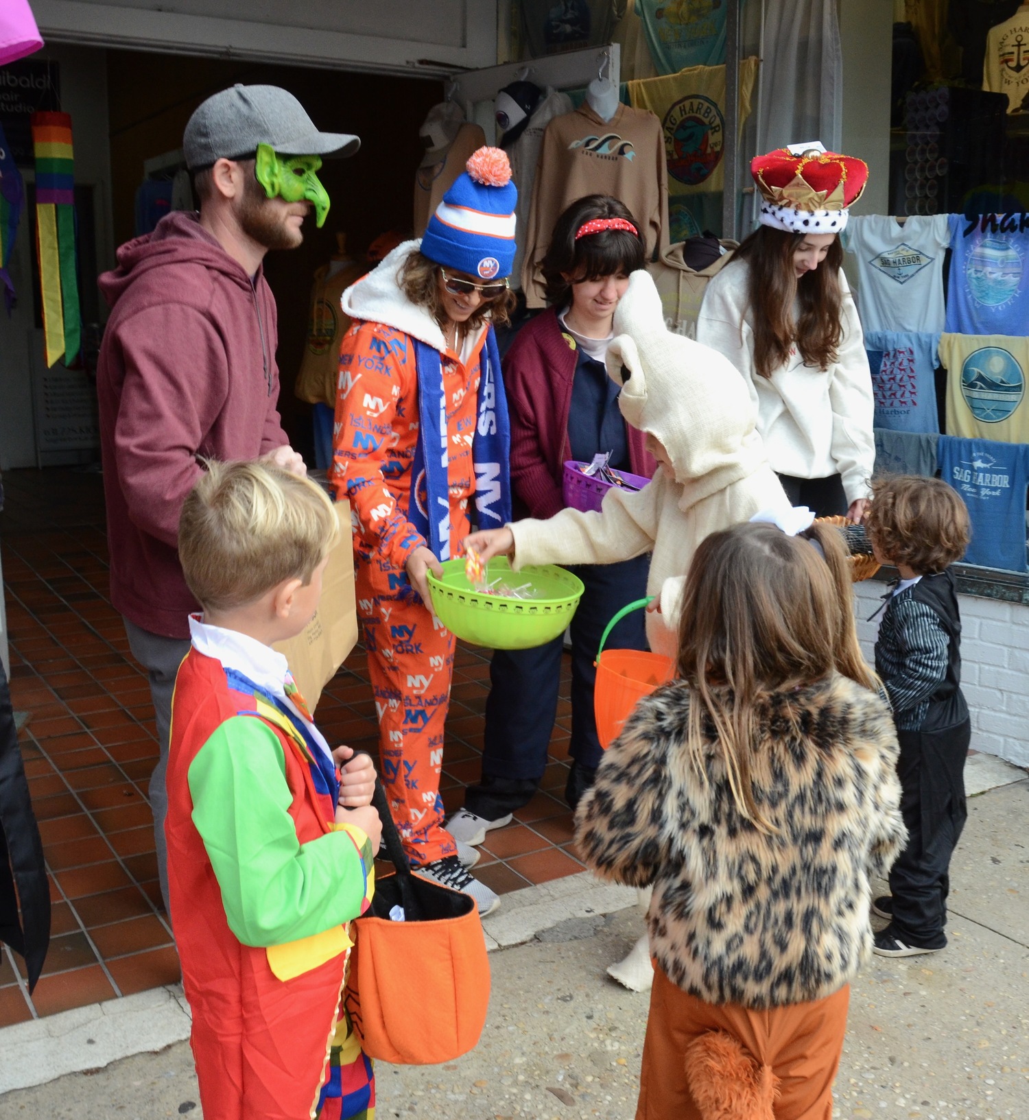 Sag Harbor Chamber Hosts Pumpkin Trail 27 East