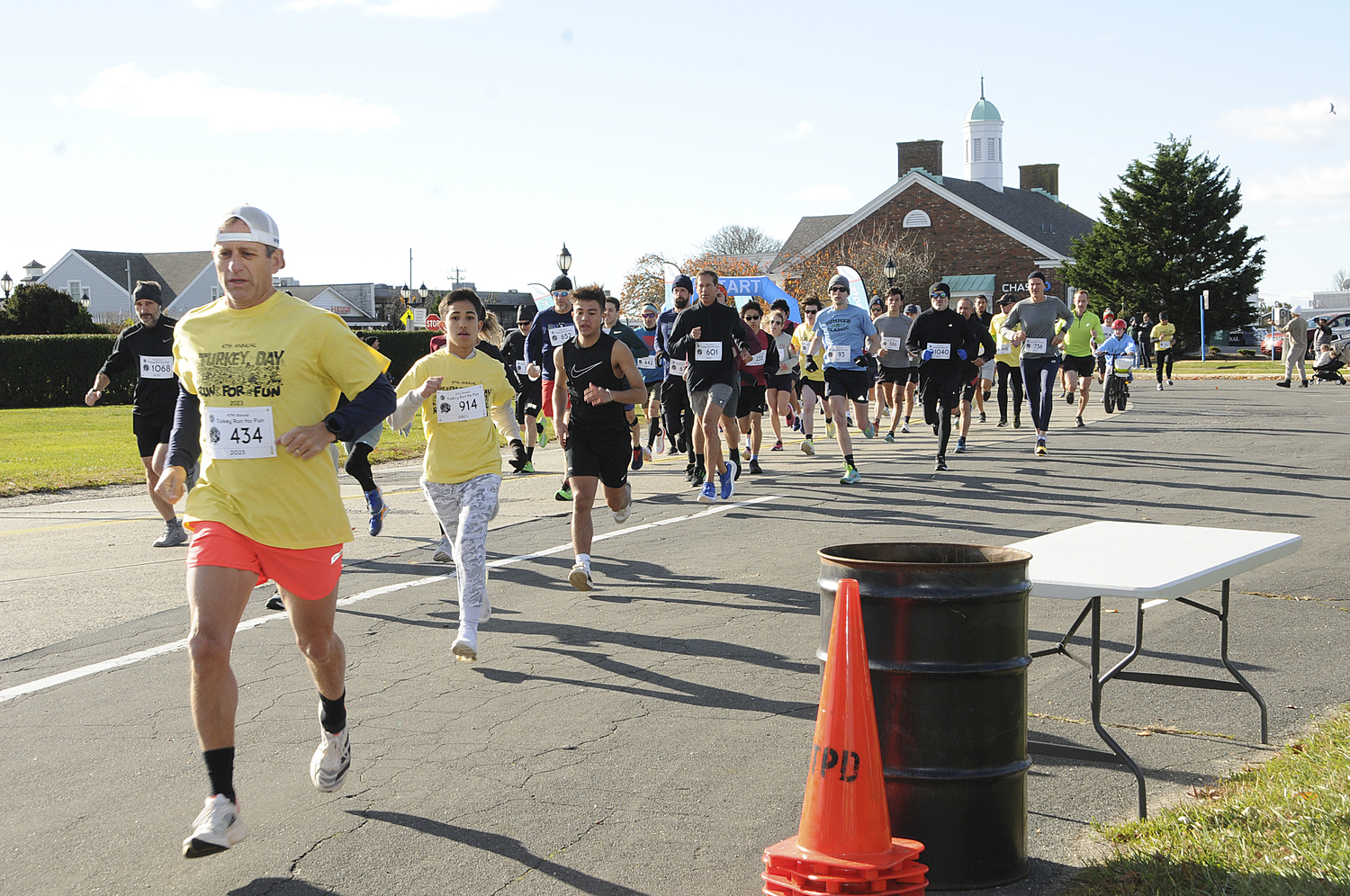 Fowkes Wins Again as Close to 1,000 Compete in 47th Annual Montauk