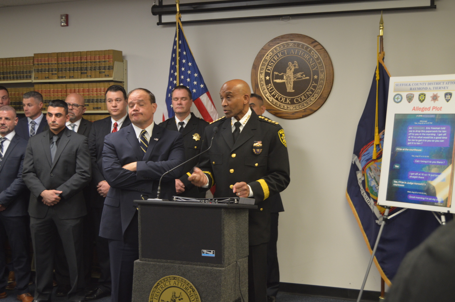 Suffolk County DA Ray Tierney and Sheriff Errol Toulon spelled out a plot to smuggle fentanyl into the Riverside jail facility. TOM GOGOLA