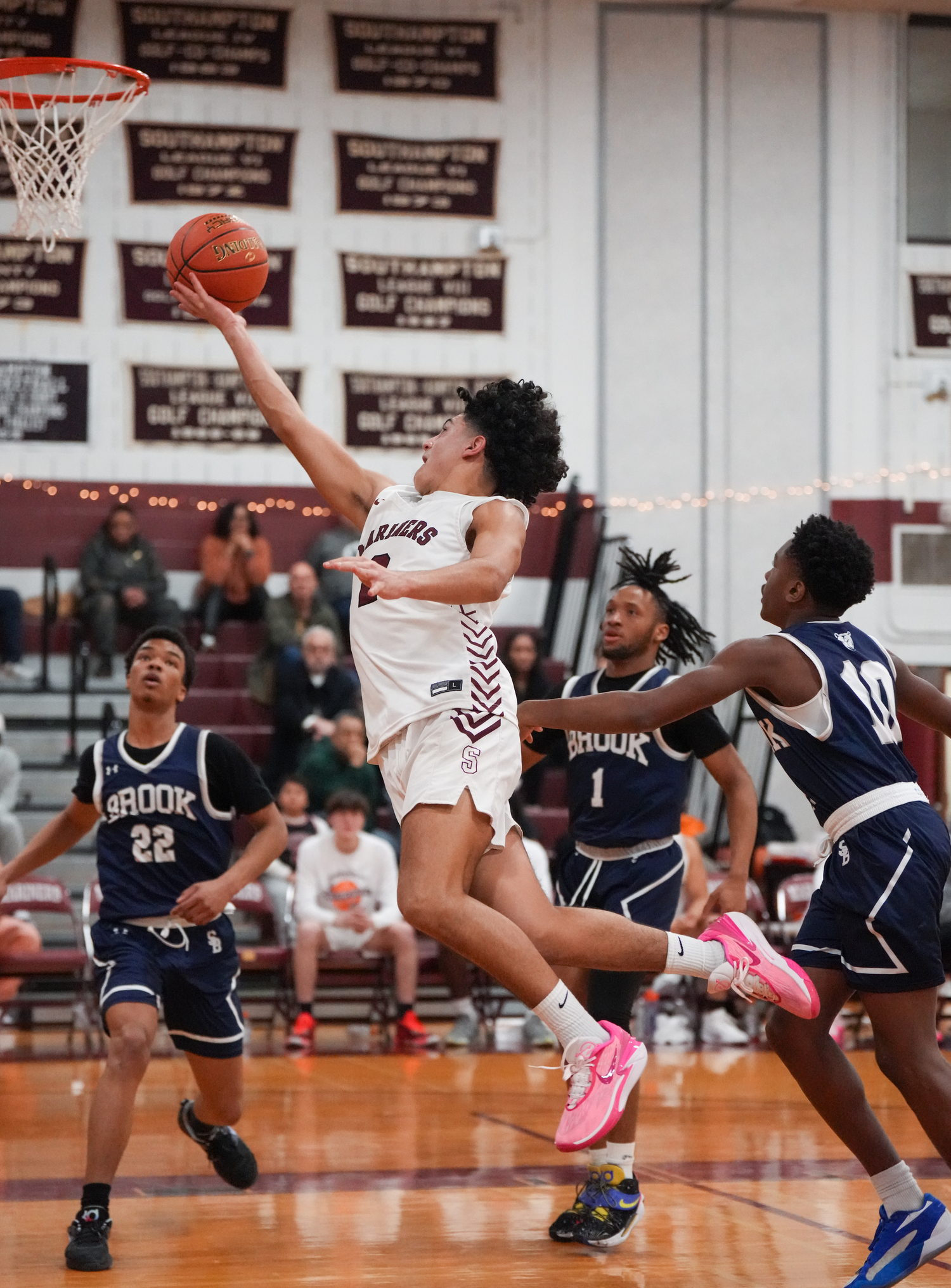 Mariner Alex Franklin goes up for two points.   RON ESPOSITO/SOUTHAMPTON SCHOOL DISTRICT