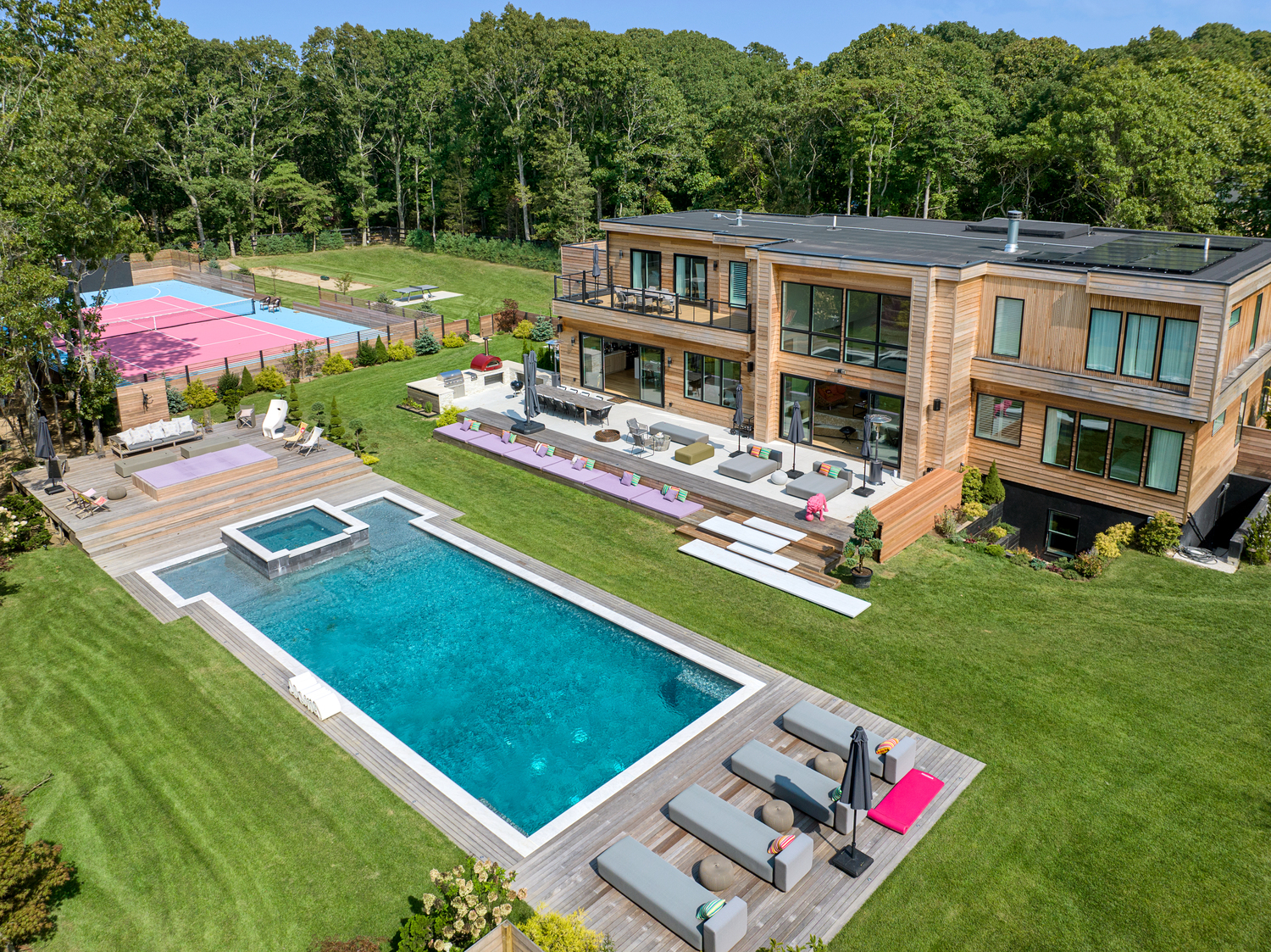 233 North Magee Street in Southampton, sold for $4,690,975. COURTESY LPG