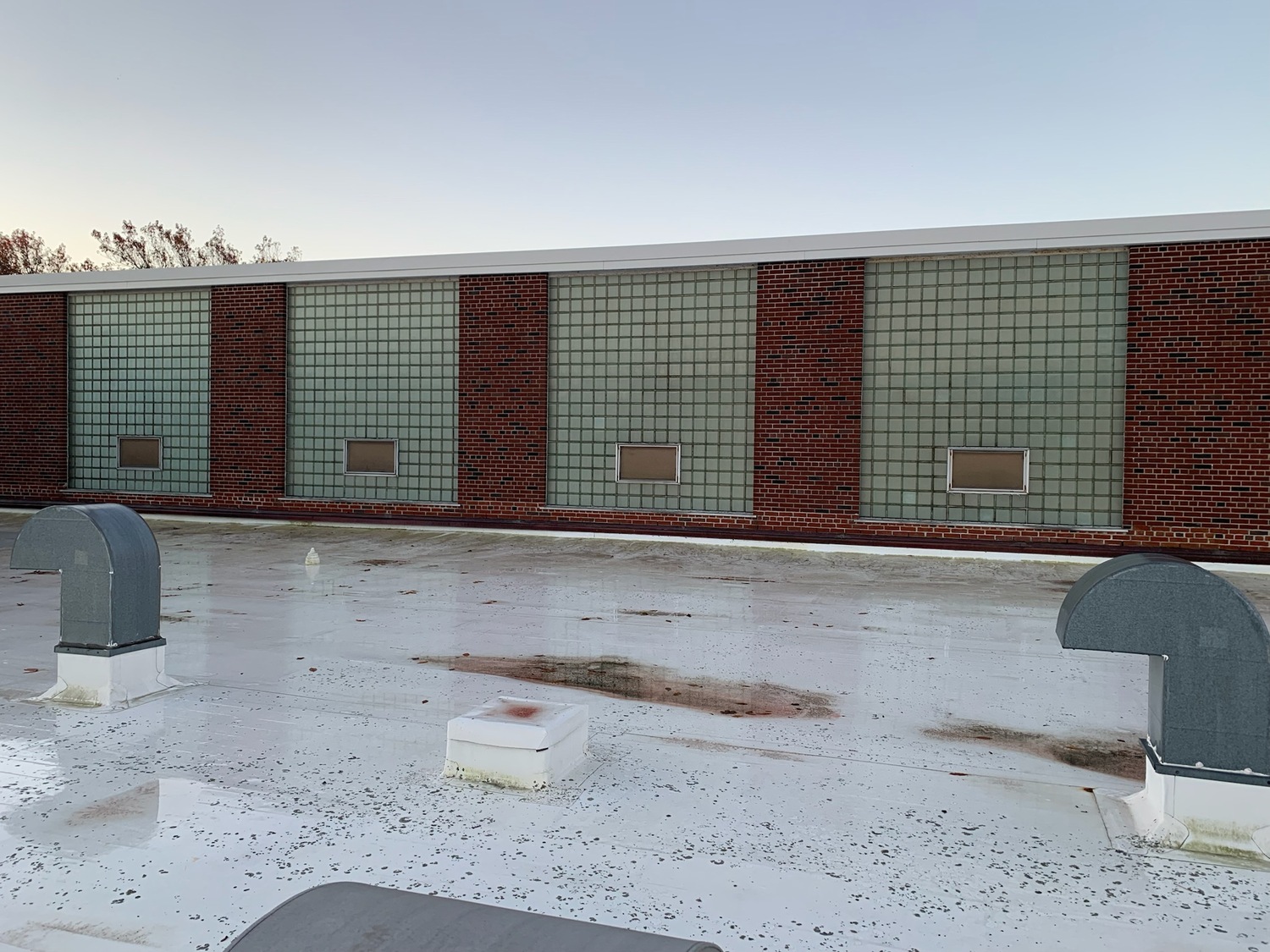 The middle school roof. EAST HAMPTON SCHOOL DISTRICT