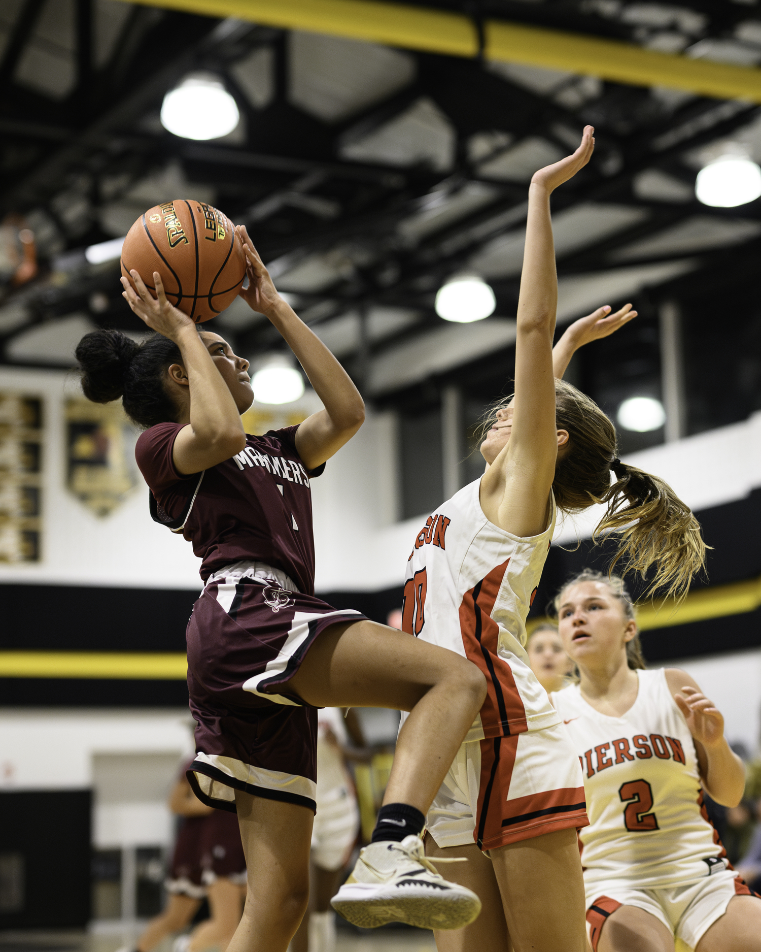 Junior Daelyn Palmore drives to the rim. MARIANNE BARNETT