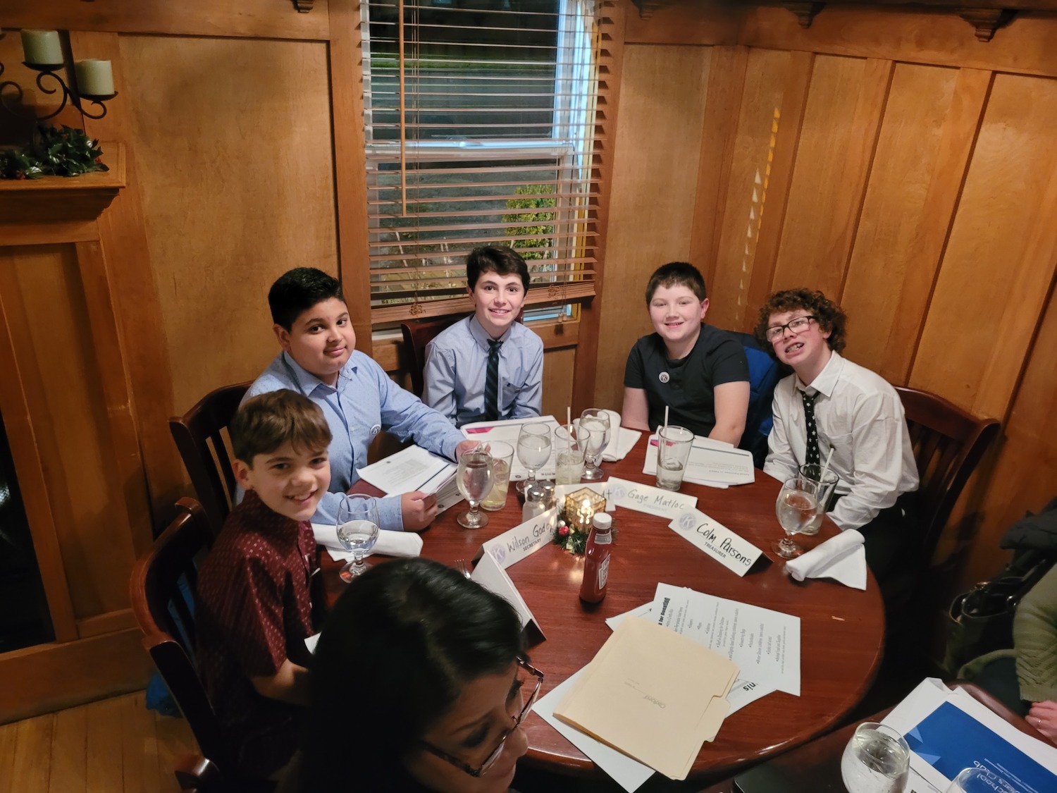 Kiwanis of Greater Westhampton invited five members of the Westhampton Beach Middle School Kiwanis Builders Club and their advisor Yvonne Perez to their meeting on December 5 at Joe's American Grill. The young leaders gave a presentation on their organization and the end-of -year project they envision. COURTESY KIWANIS OF GREATER WESTHAMPTON