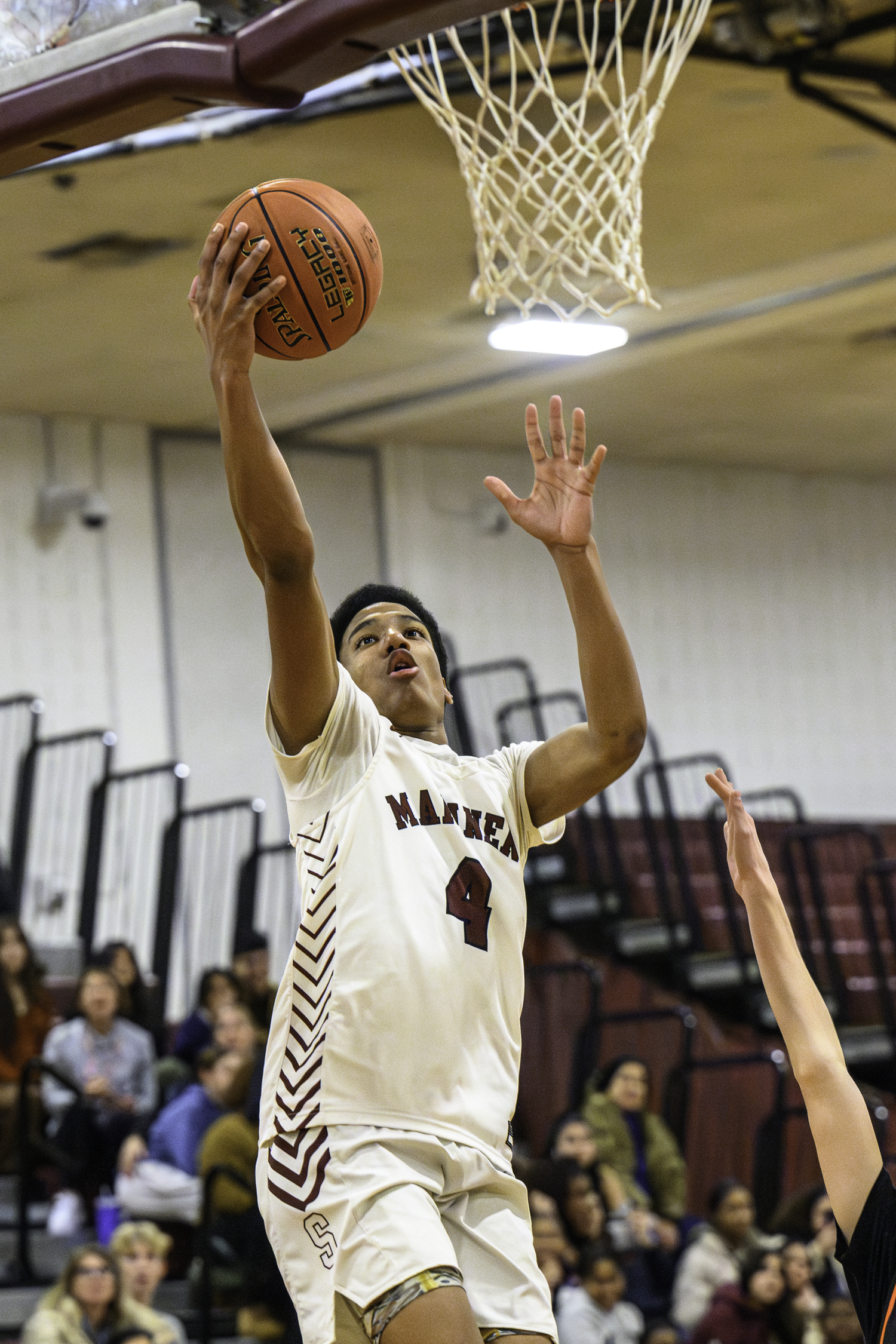 Davone Palmore scored six of his 12 points in the second quarter of last week's victory over Babylon.   MARIANNE BARNETT