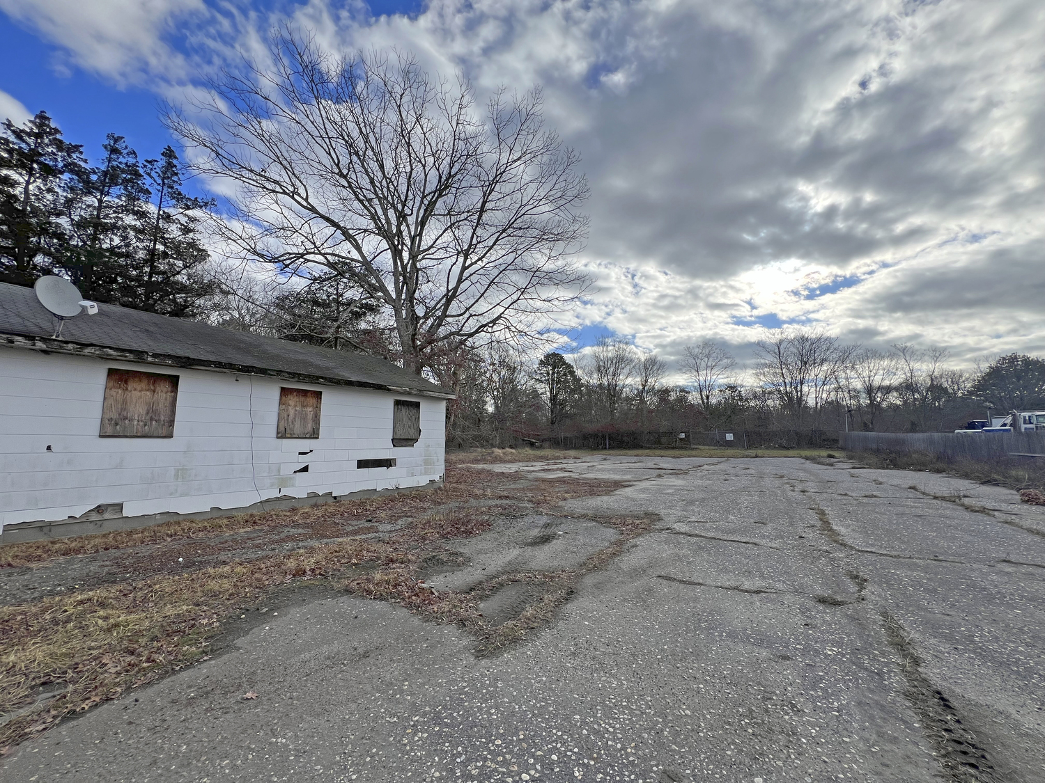 Structures and property behind the former Hampton Bays Diner.   DANA SHAW