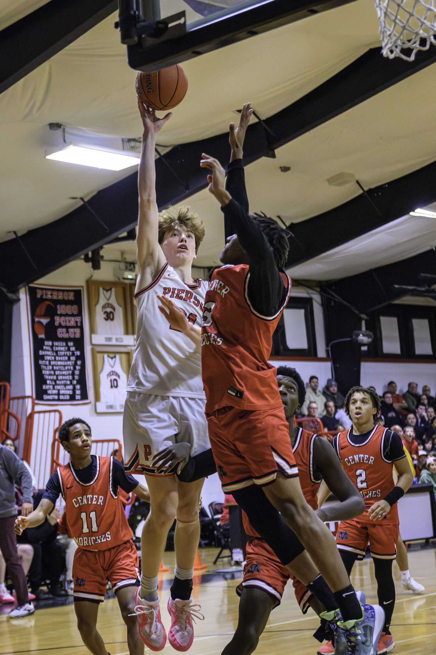 Senior Whaler Luke Seltzer scored a game-high 31 points in Friday night's victory over Center Moriches.   MARIANNE BARNETT