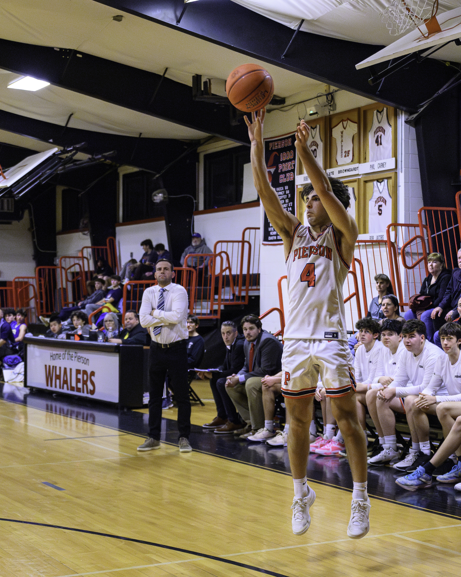 Pierson junior Henry Butler shoots a three-pointer.   MARIANNE BARNETT