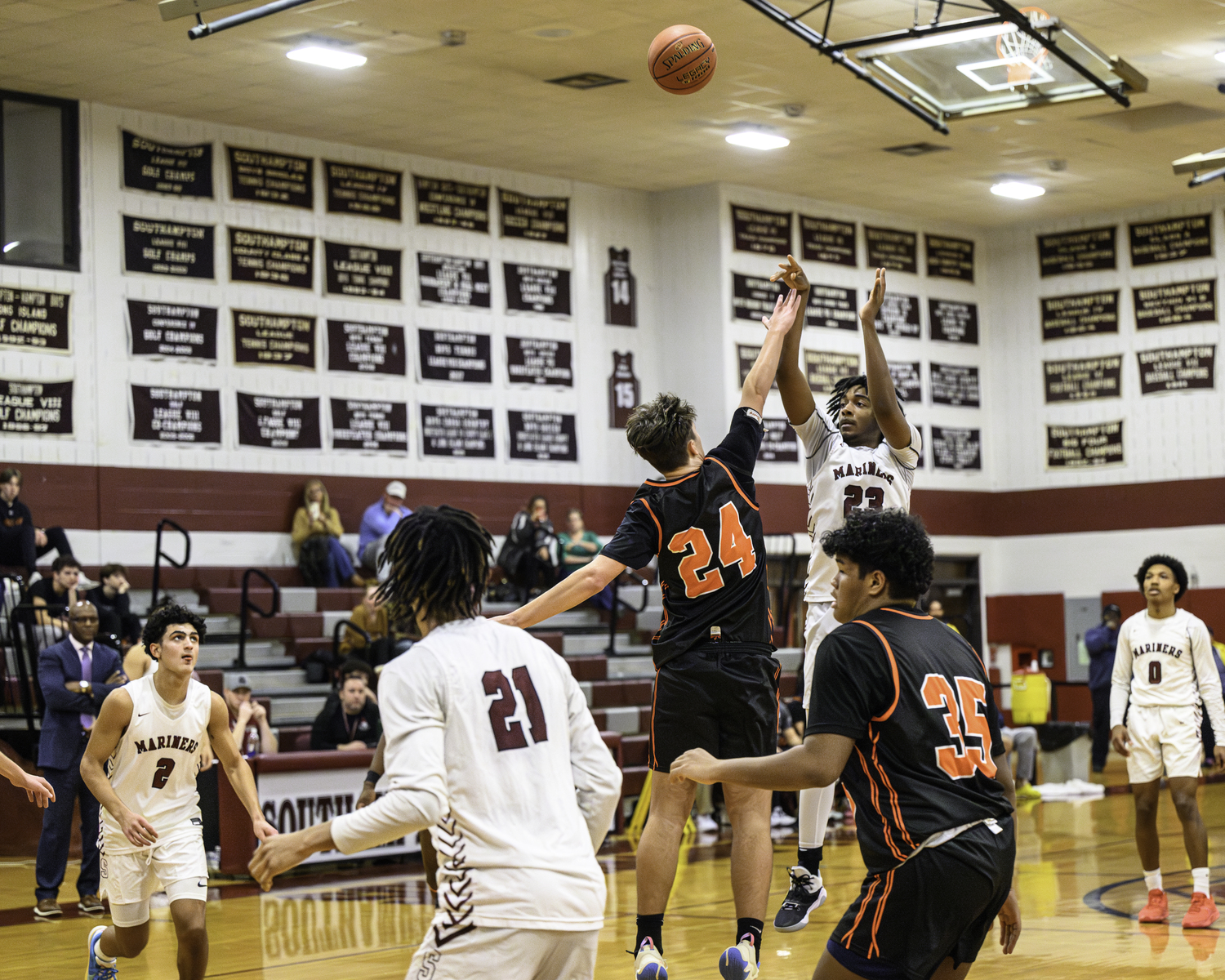 Tyler Blake shoots a jump shot.   MARIANNE BARNETT