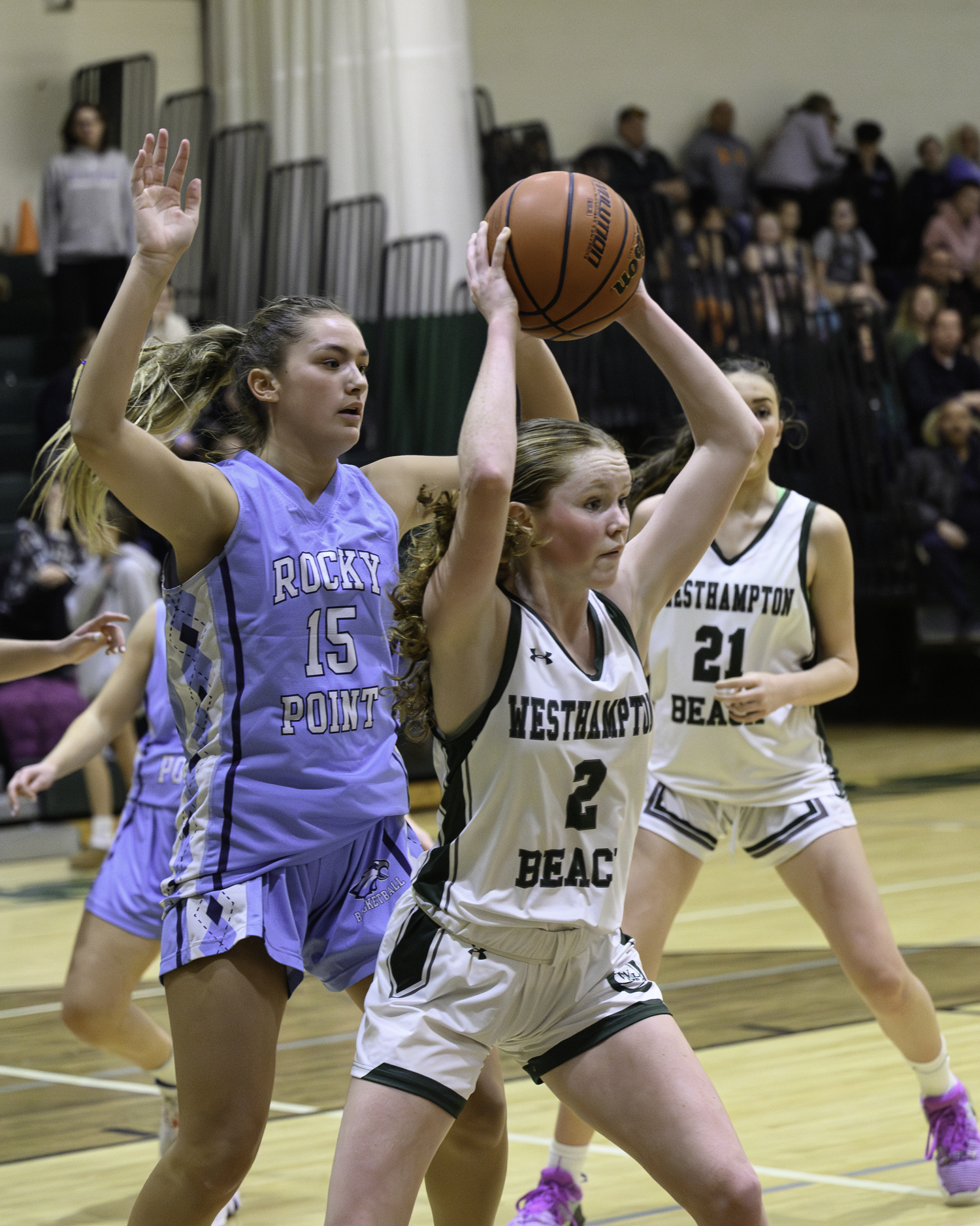 Senior guard Sarah Gormley passes the ball out of traffic. MARIANNE BARNETT