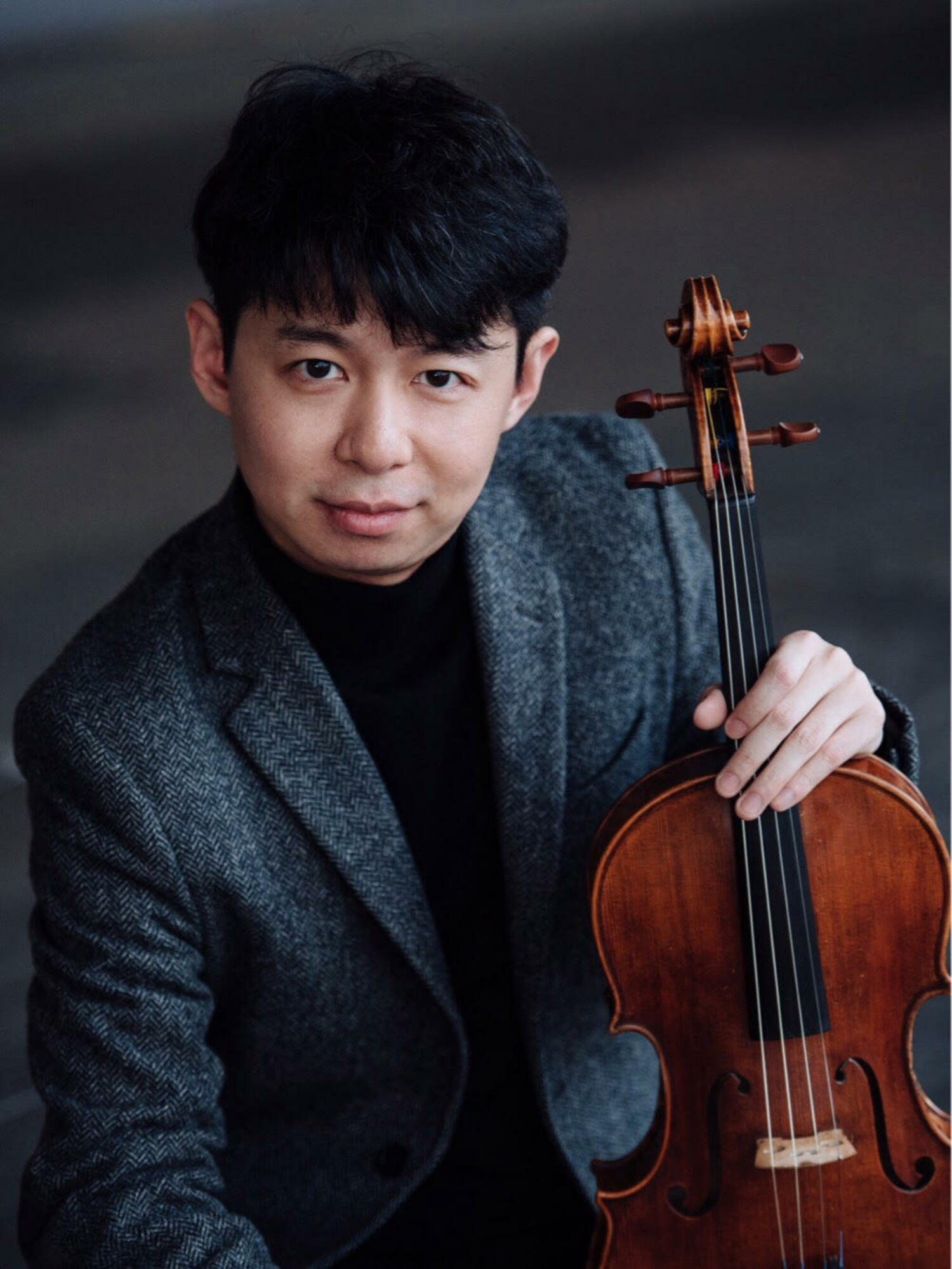 Violist Cong Wu performs in “Harp Fantasy,” the April 13 Bridgehampton Chamber Music concert. COURTESY BCM