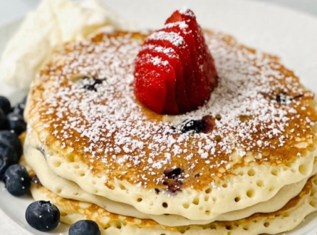Weekend Brunch and Daily Breakfast at Claude’s Restaurant