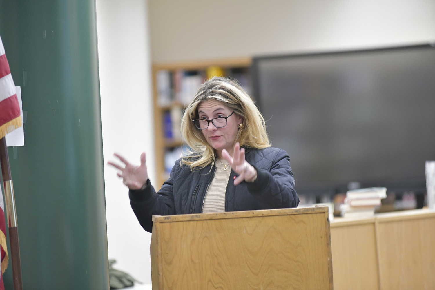 Jen Neumaier makes a point at Monday night's board of education meeting.  DANA SHAW