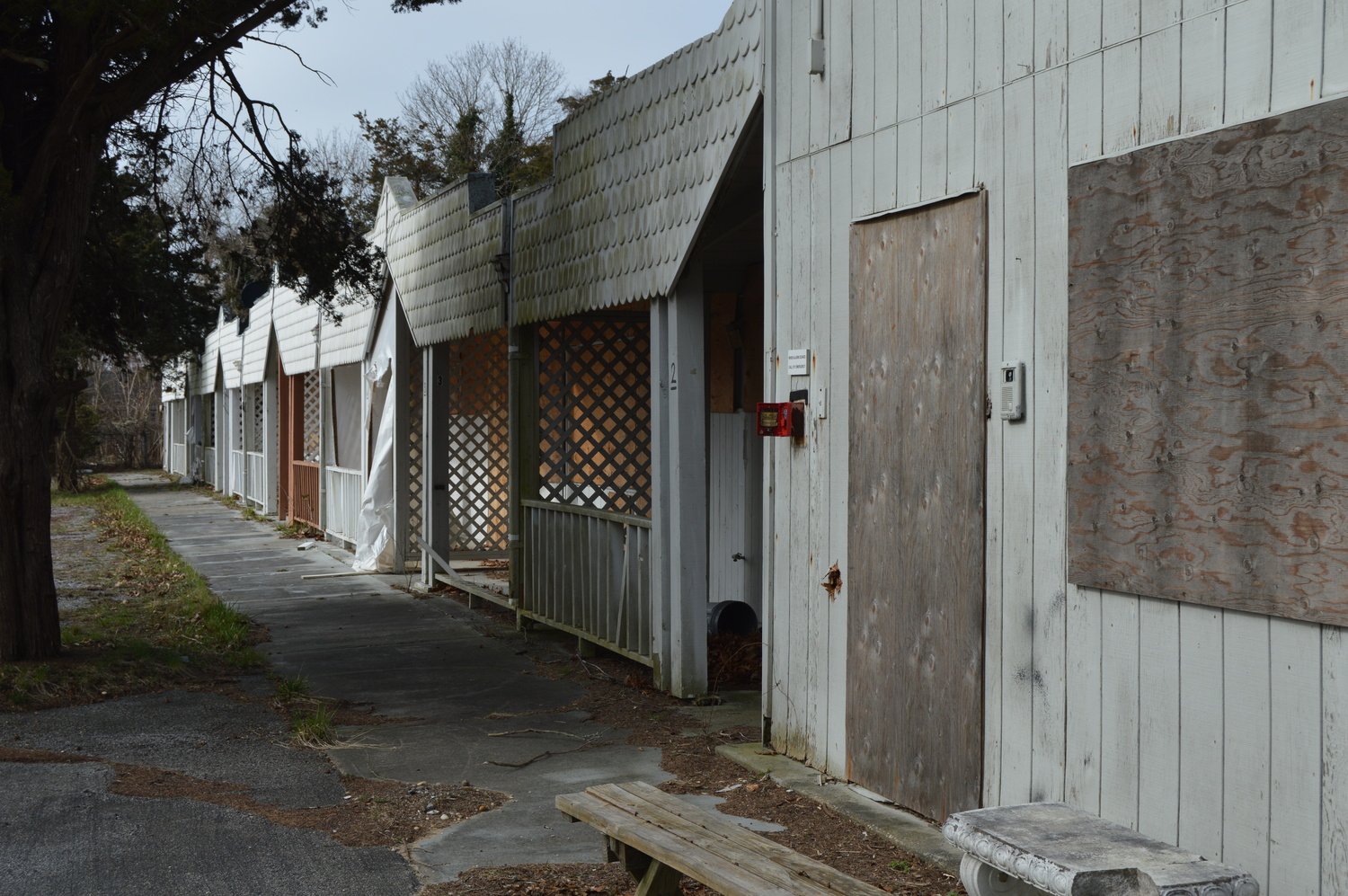 Bel-Aire Motel will likely be demolished to make way for a passive-use park. TOM GOGOLA