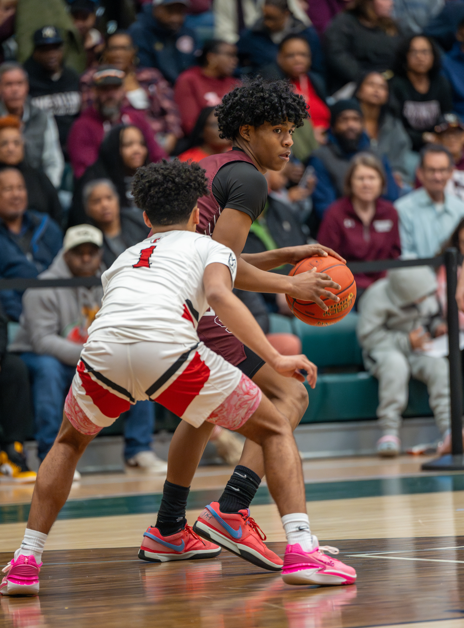 Southampton senior Dominick White backs down Friends Academy freshman Eyan Valadez.  RON ESPOSITO
