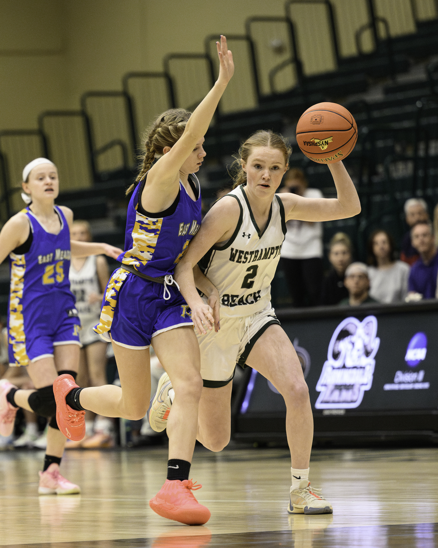 Senior guard Sarah Gormley carries the ball up the court. MARIANNE BARNETT