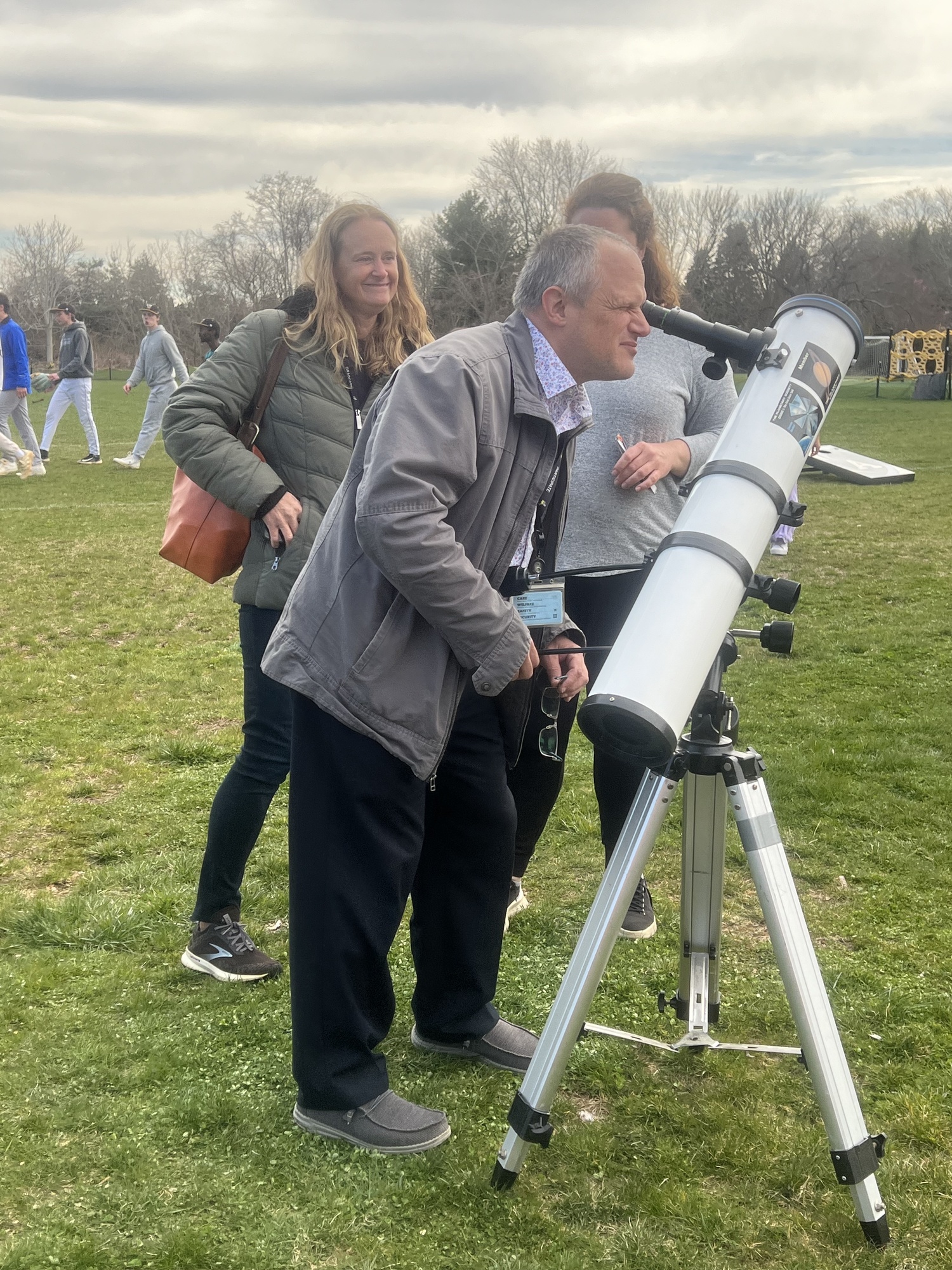 Bridgehampton Union Free School District and community members gathered for a showing of the solar eclipse on April 8. With the protection of eclipse glasses, everyone was able to witness the incredible event. Cheryl Nordt and Mike Sherman. COURTESY BRIDGEHAMPTON SCHOOL DISTRICT