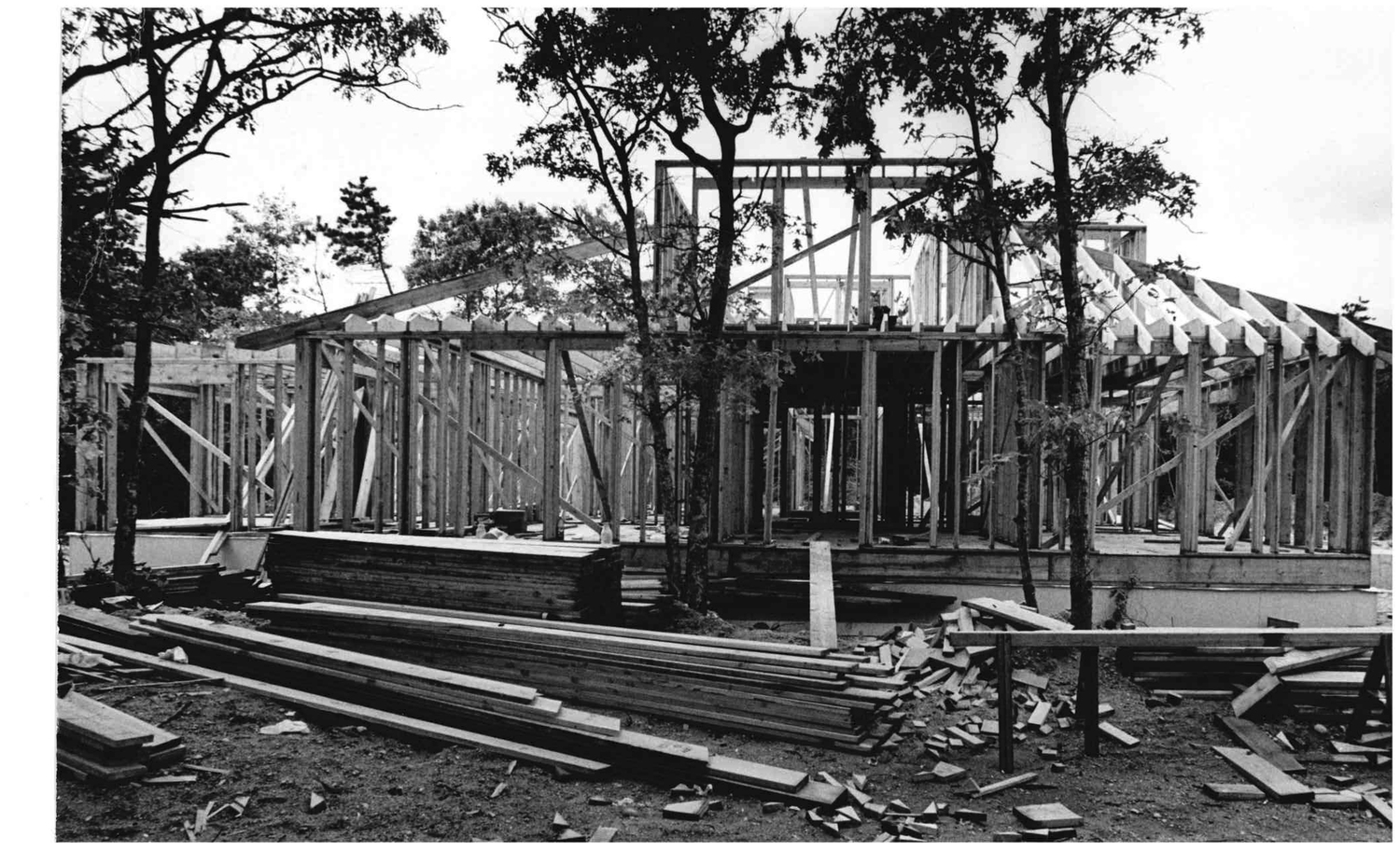 Building the shelter and the kennels IN 1984.  COURTESY ARF