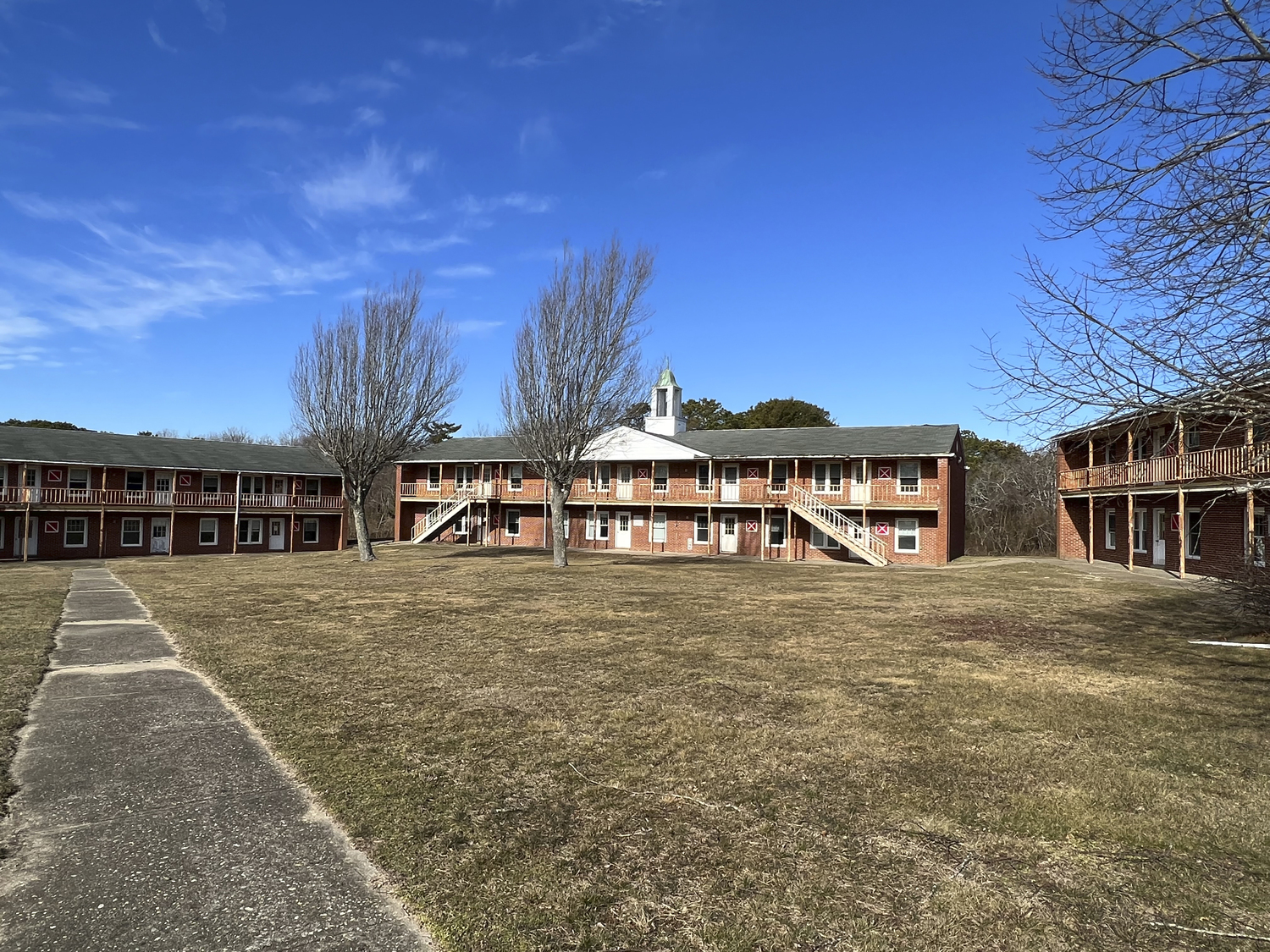 Condemned dormitory buildings on Stony Brook Southamtpon Campus.    DANA SHAW