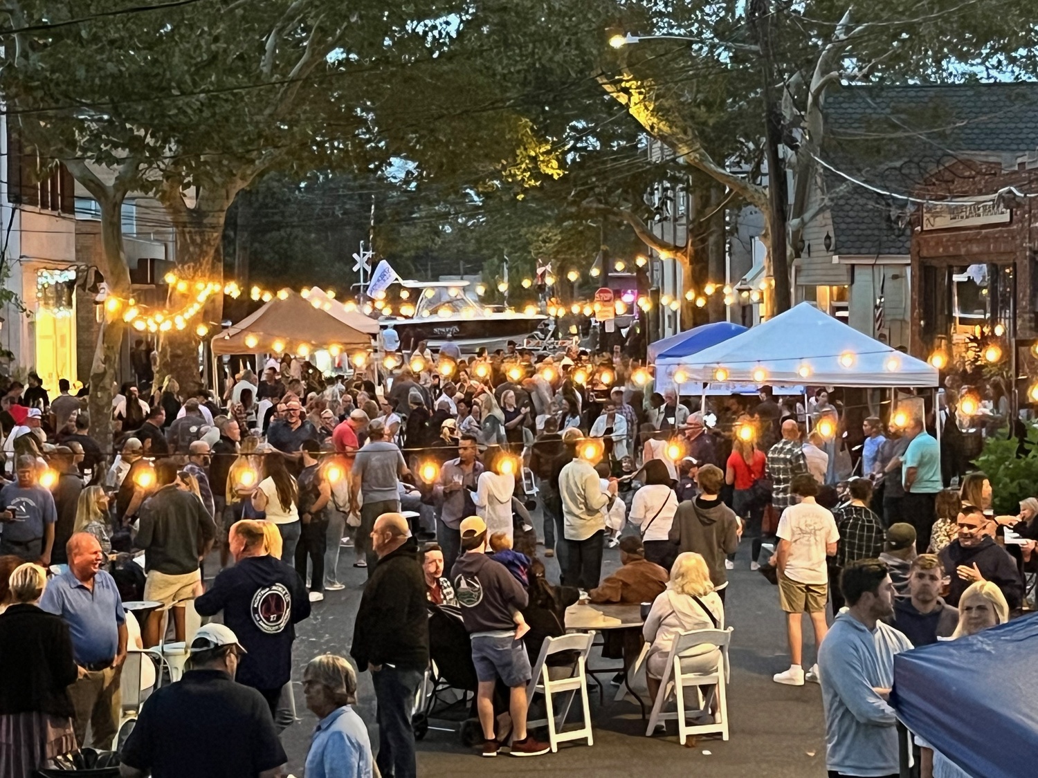 First Fridays Returns to Love Lane in Mattituck - 27 East