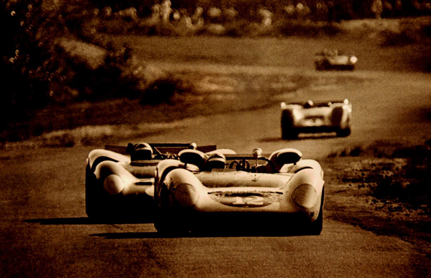 Race at Bridgehampton circa 1960s – from the collection of Peter Klebnikov. COURTESY BRIDGEHAMPTON MUSEUM