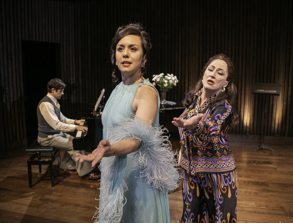 Brett Ryback as accompanist Manny Weinstock, Olivia Hernandez as music student Sharon Graham and Vicki Lewis as Maria Callas in 
