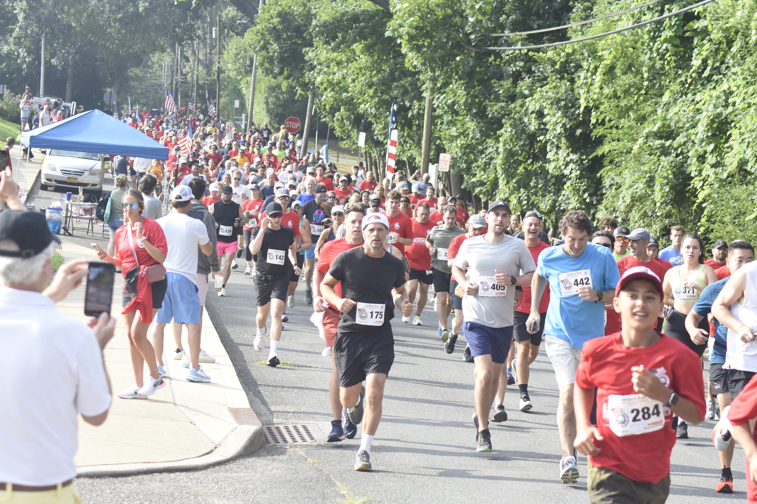 The start the eighth annual Jordan's Run in Sag Harbor on Sunday morning.  DREW BUDD