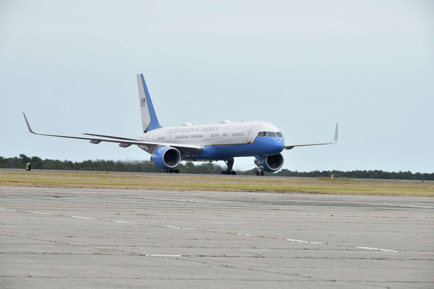 Air Force One arrives at Gabreski Airport on Saturday afternoon.  DANA SHAW