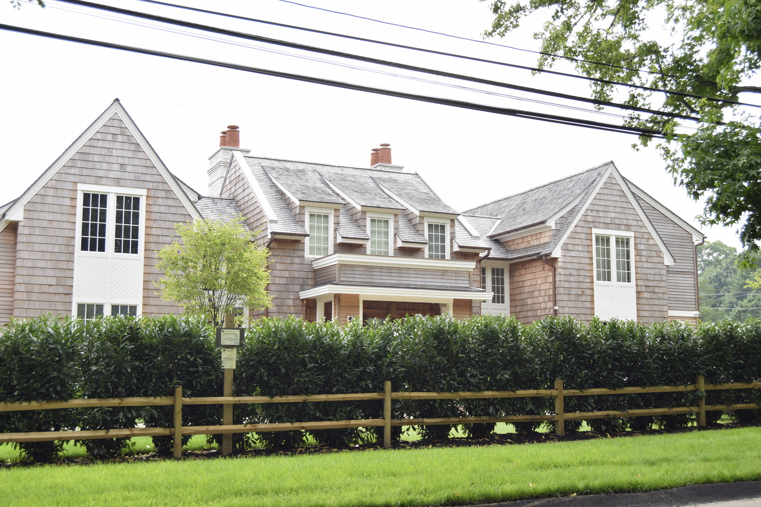 The recently-constructed house on a 0.84-acre lot  in Amagansett uses all but five feet of allowable gross floor area but adds a more than 2,000-square-foot lower level and 1,035-square-foot attached garage. CHRISTOPHER WALSH