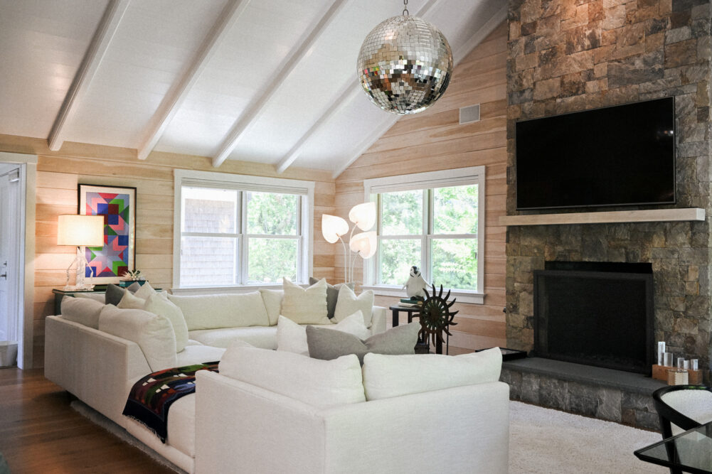 The central living area in the guest house boasts a dramatic ceiling. MACRAE MARRAN