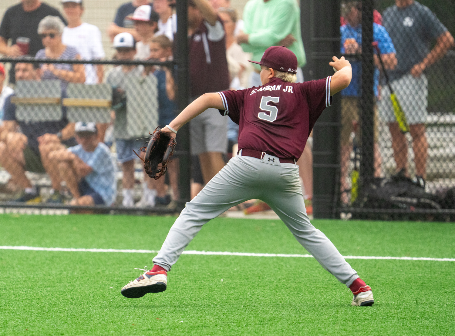 Scotty Abran Jr. gets the ball in quickly.   RON ESPOSITO