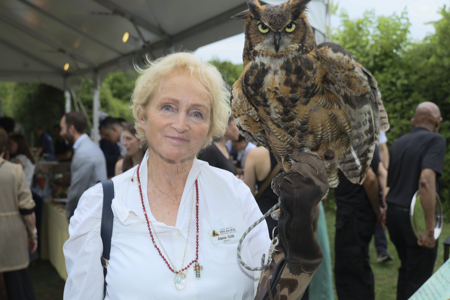 Jane Gill from the Evelyn Alexander Wildlife Rescue Center with Meep at the South Fork Natural History Museum's 35th annual Summer Gala on Saturday evening.     Rob Rich/SocietyAllure.com