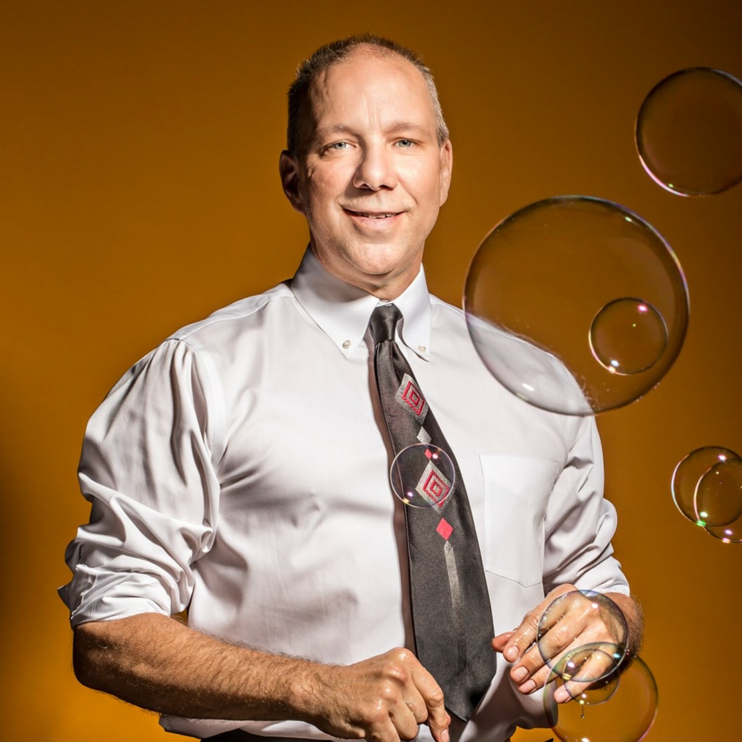 Jeff Boyer performs his Big Bubble Bonanza at LTV Studios on August 30. COURTESY LTV