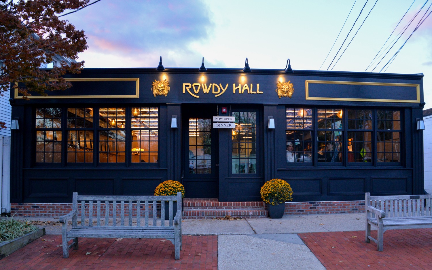 Brunch and late night menu items are now available at Rowdy Hall in Amagansett. COURTESY ROWDY HALL