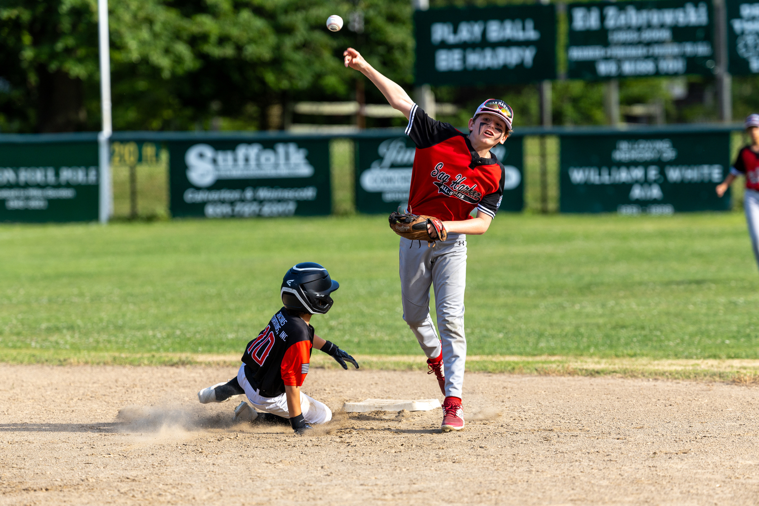 Cade Fischer tries to turn two.   RON ESPOSITO