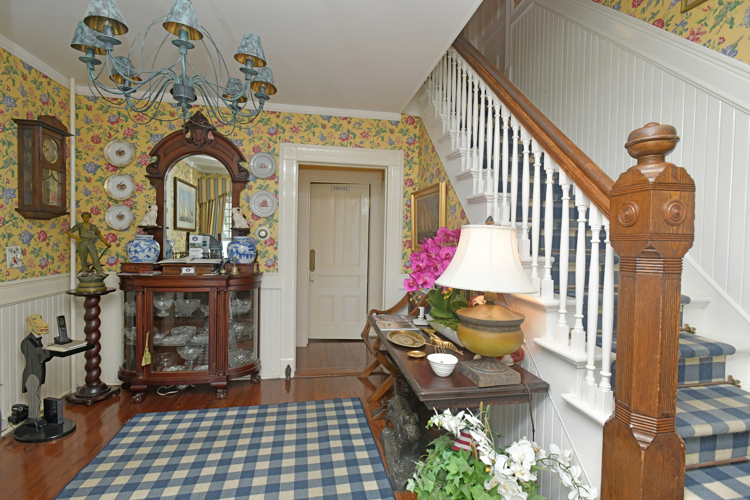 The foyer at Harbor Knoll in Greenport.  DANA SHAW