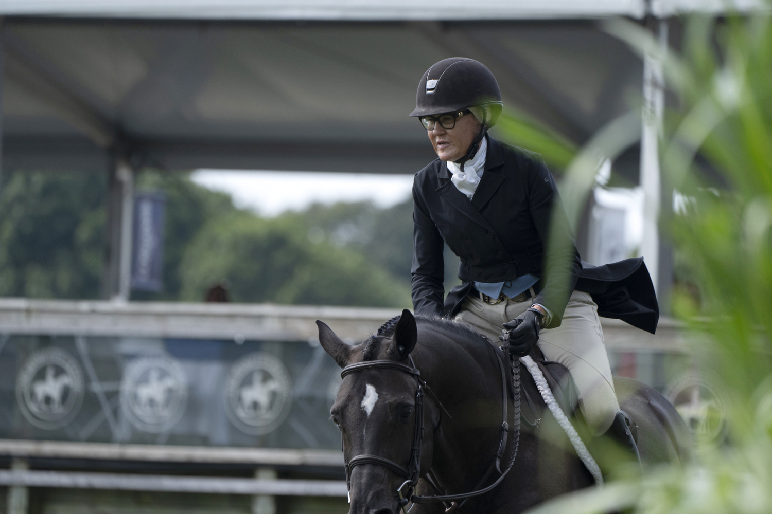 Laura Bowery rides In Bocca Al Lupo in the $10,000 Marders Local Hunter Derby at The Hampton Classic Opening Day on Sunday.  LORI HAWKINS