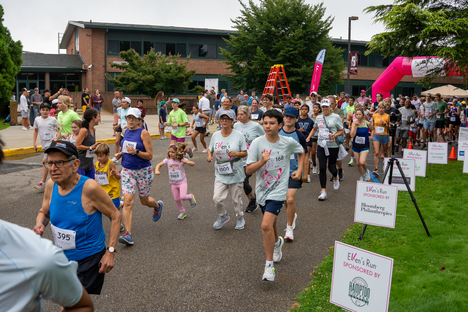 Runners and walkers start the 29th annual Ellen's Run in Southampton on Sunday morning.   RON ESPOSITO