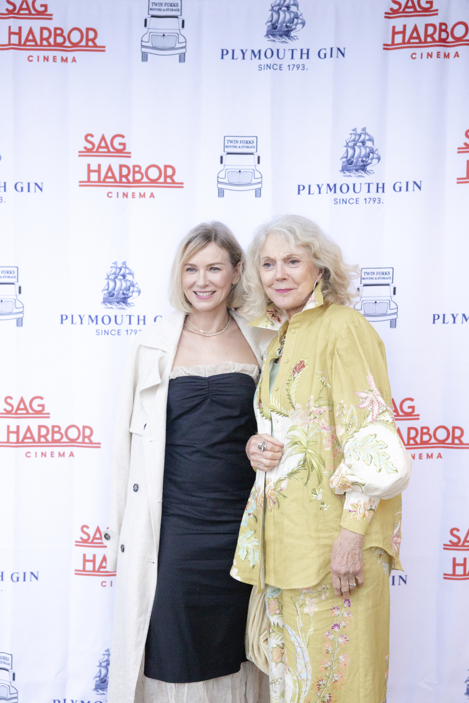 Naomi Watts and Blythe Danner at the Sag Harbor Cinema's 2024 benefit on Saturday evening at the Bridgehampton Tennis & Surf Club.       Krystal Rose for the Sag Harbor Cinema.