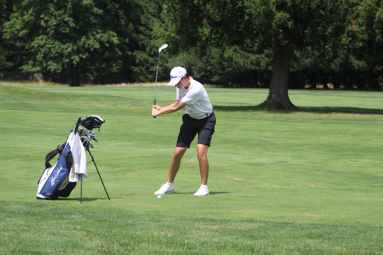 Zach Berger competing at the 56th MGA/MetLife Boys' Championship at White Beeches Golf and Country Club on July 31.  METROPOLITAN GOLF ASSOCIATION