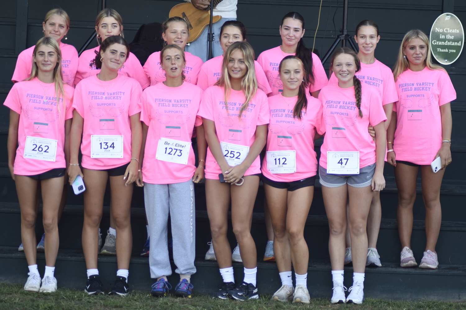 The Pierson field hockey team volunteered to help out on Sunday.   DREW BUDD