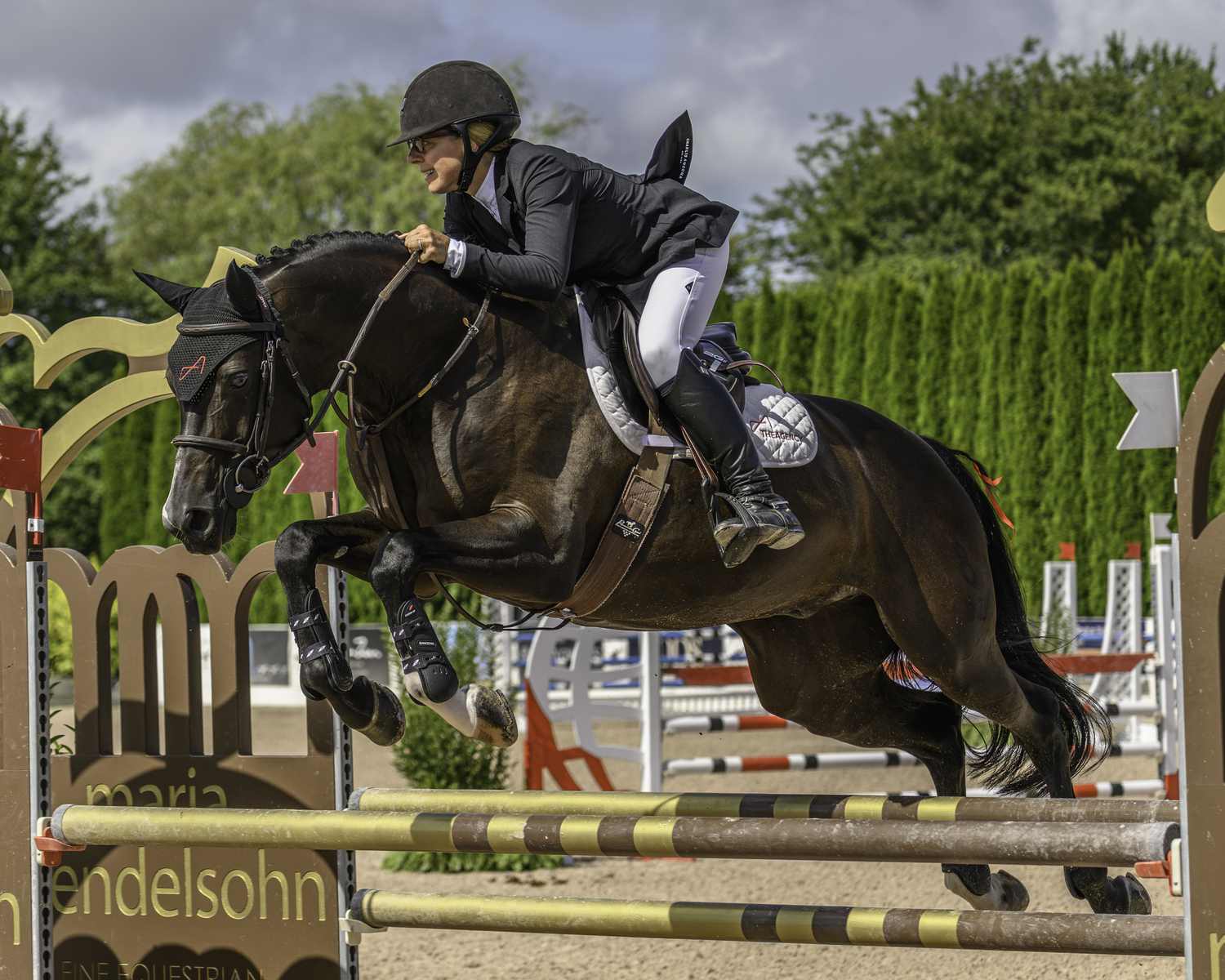 Dana Trotter won the Adult Amateur Division on her horse Balou's Boy at the Hampton Classic on Saturday.   MARIANNE BARNETT