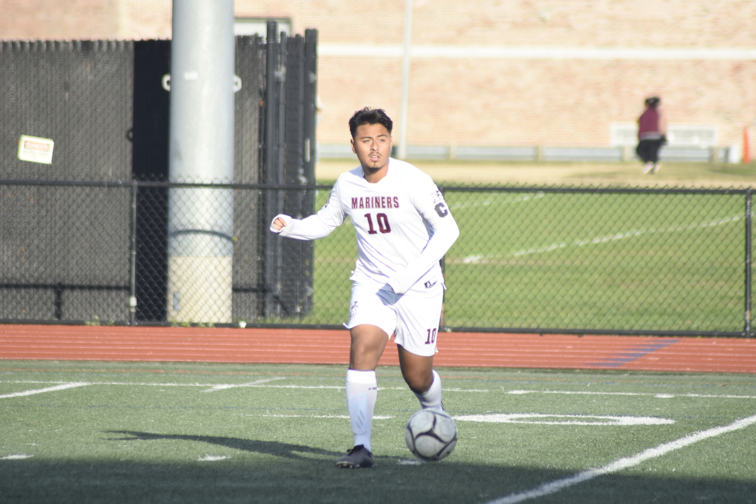 Senior Edgar Diaz-Leal Jr. works the ball on Southampton's back line. DREW BUDD