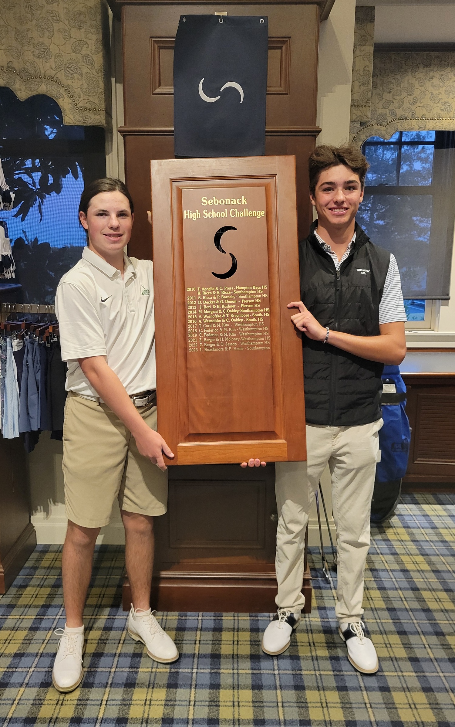 Hurricanes Zach Berger, left, and Owen Jessop reclaimed the Sebonack Challenge on Friday.   DREW BUDD