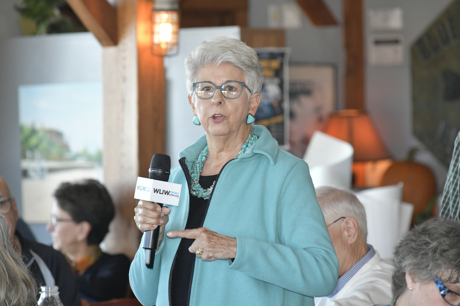 Audience member Linda Wells at the October 10 Express Session.  DANA SHAW